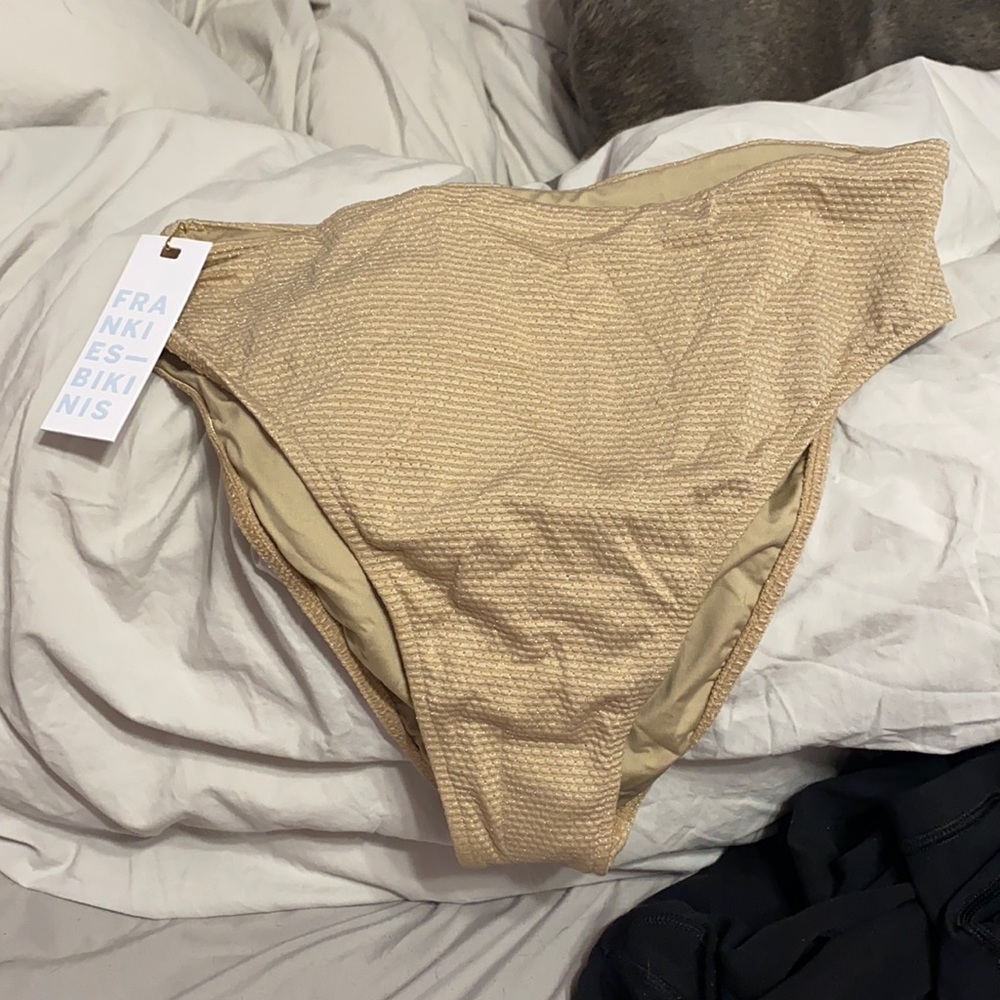 Frankies bottom sand NWT
